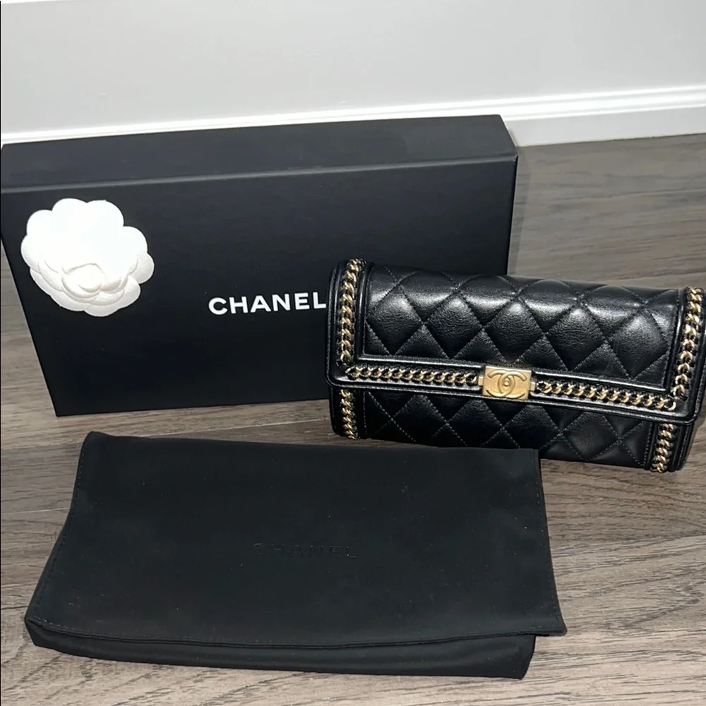 RARE!! Chanel Black and Gold Quilted distressed chain flap wallet